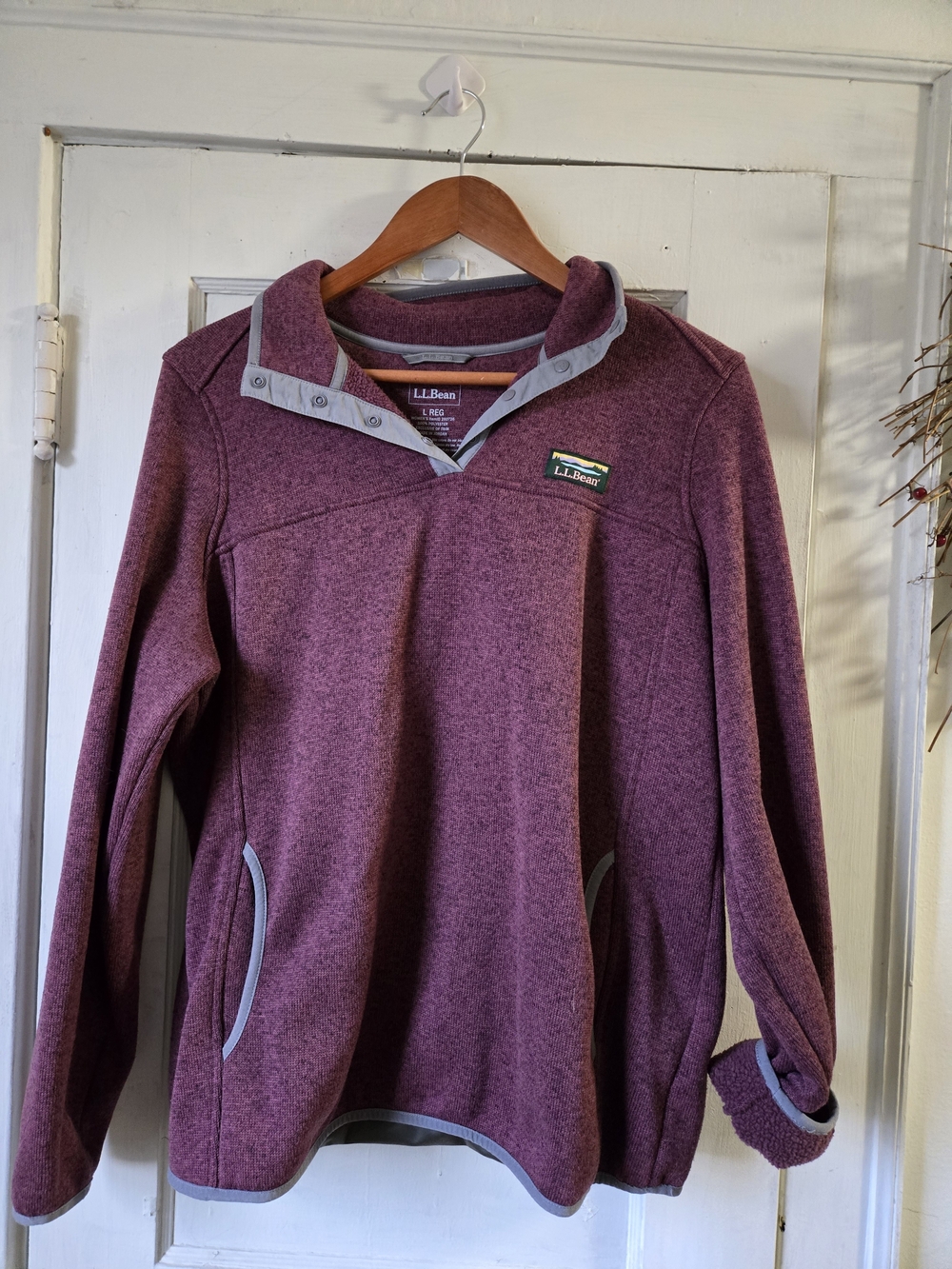 L.L. Bean Women’s Heathered Plum Snap-Front Sweater Fleece Pullover Large